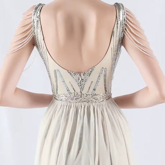 Elegant Silver Evening Gown - Picture 9 of 15